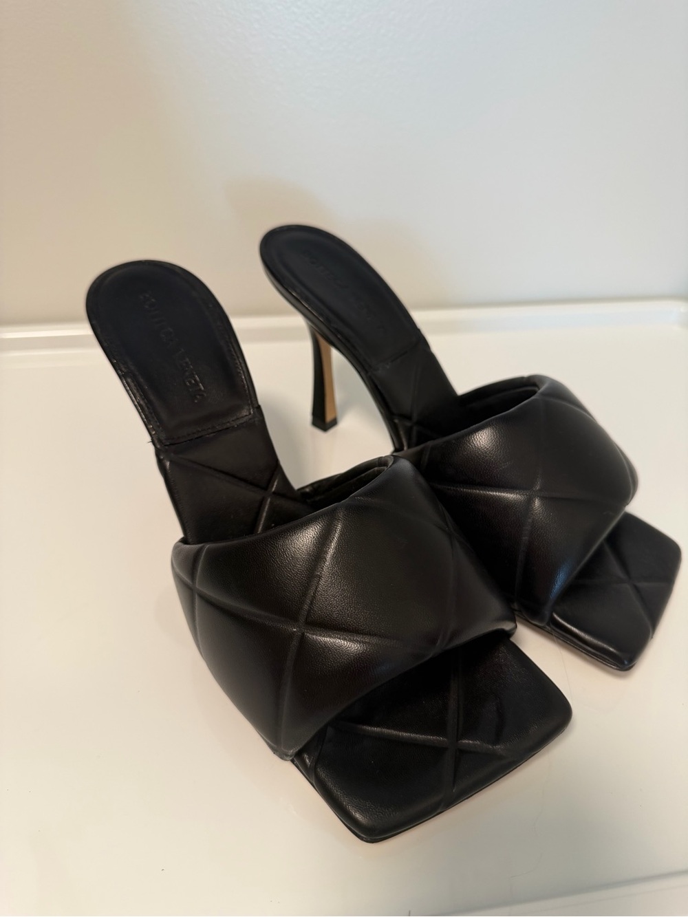 Bottega Veneta Black Quilted Leather Heeled Mules - Picture 6 of 7